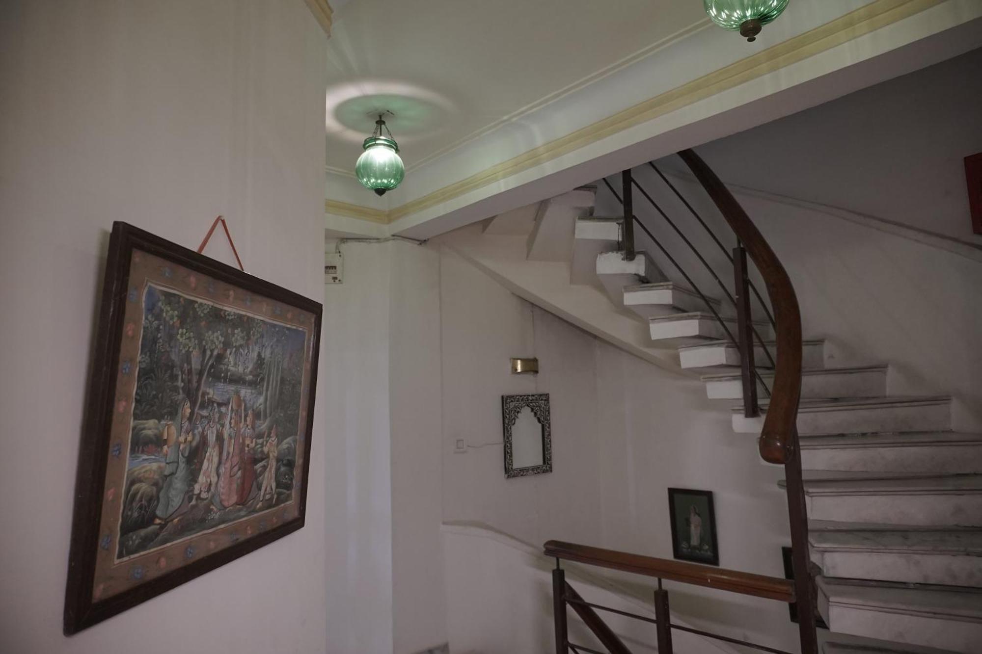 Hotel Pratap Bhawan Udaipur Bagian luar foto