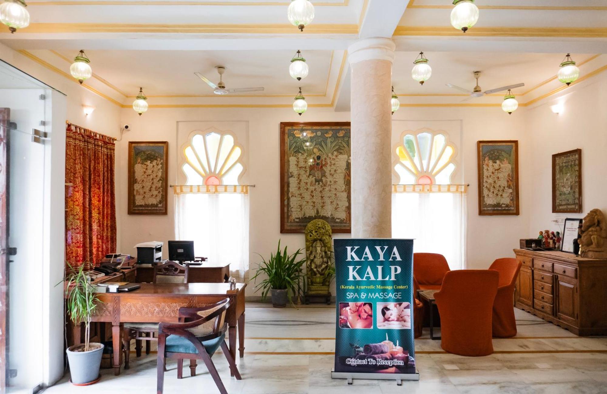 Hotel Pratap Bhawan Udaipur Bagian luar foto