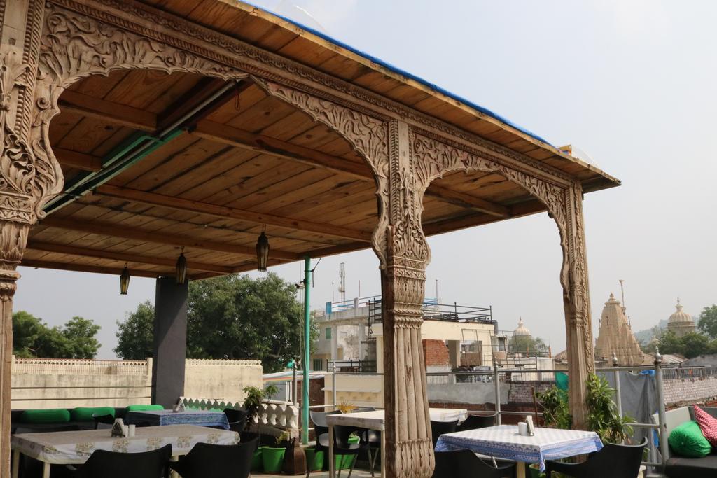 Hotel Pratap Bhawan Udaipur Bagian luar foto